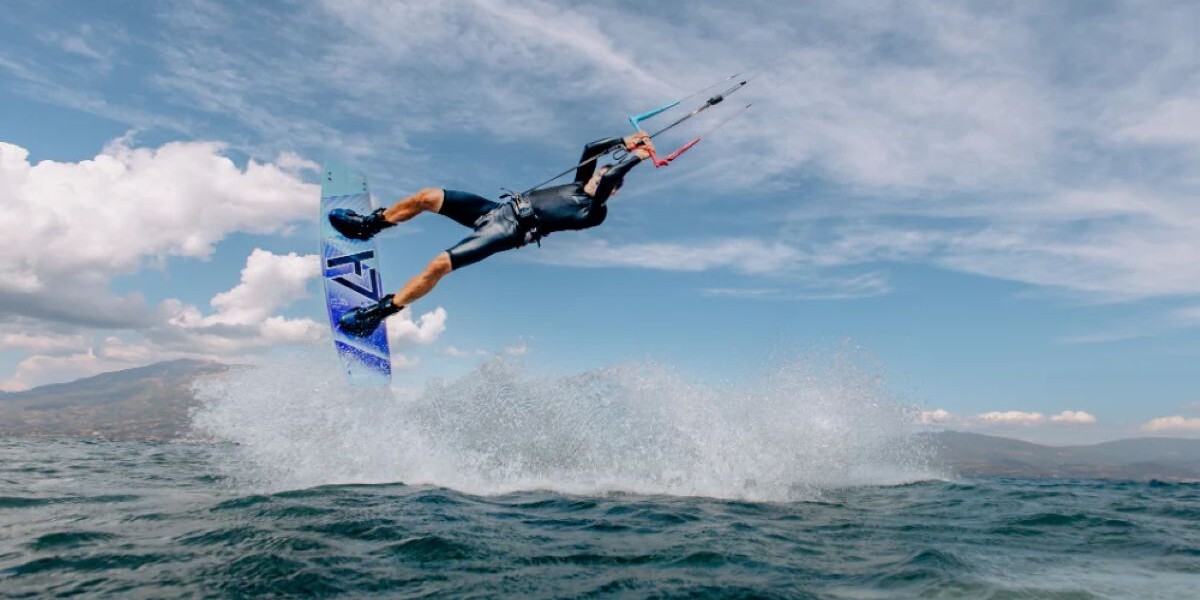 Aaron Hadlow on the Descent kiteboard