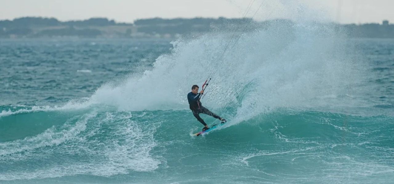 Riding waves with the Reedin SnackPack