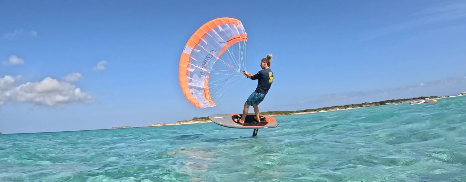 The Stow has good performance for the price. A rider foils with the Stow parawing.