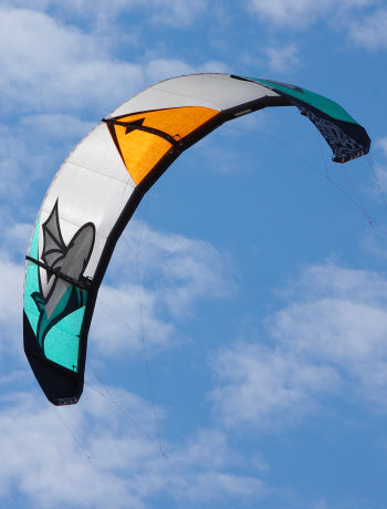 Best Kiteboarding 2012 17m TS Kite