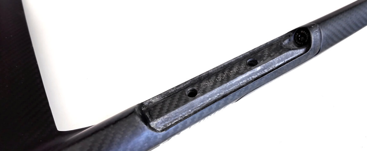 An adapter seats in the fuselage to connect Fusion masts.