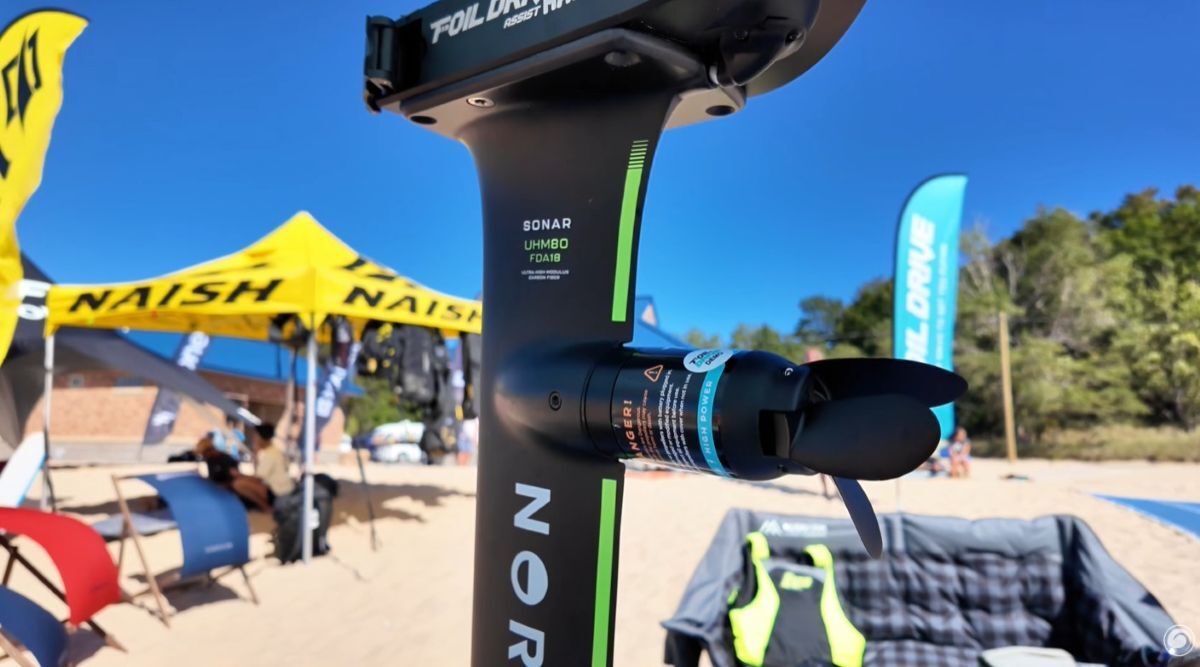 Closeup of North Integrated Carbon Mast