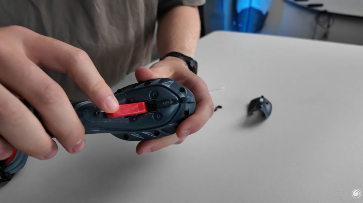 Closeup of trigger assembly