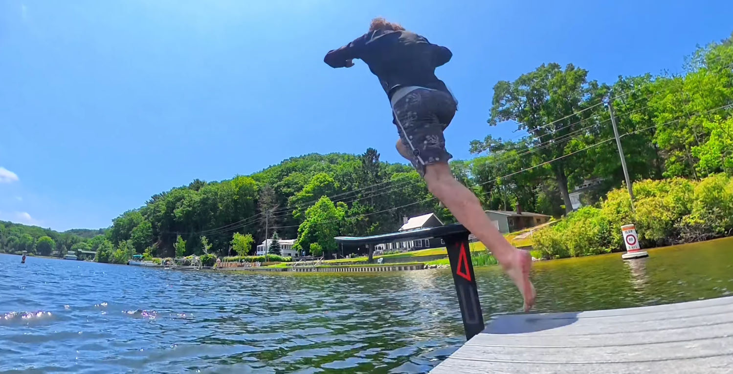 The Kanga 1870 is very stable from the moment you jump on. Tucker jumps onto a pump foilboard.