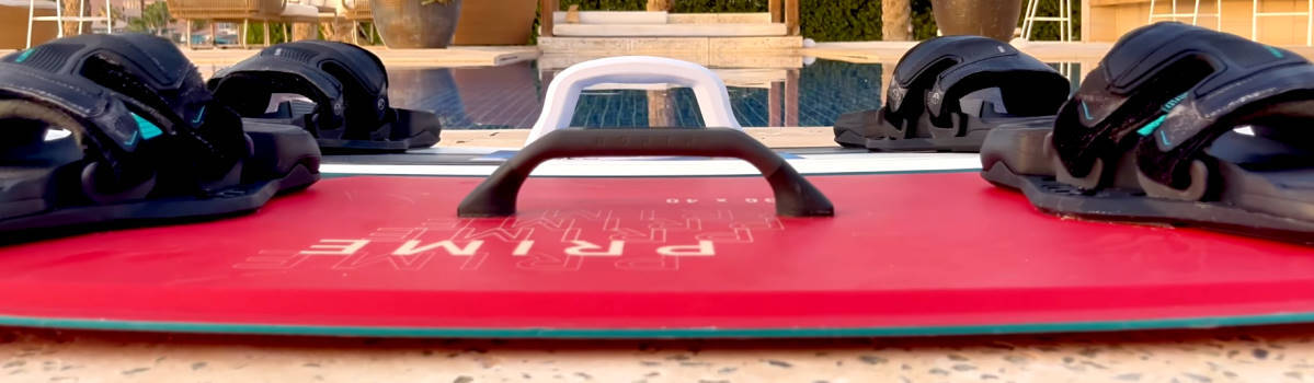 A ground-level view showing how much taller the extended handle is.