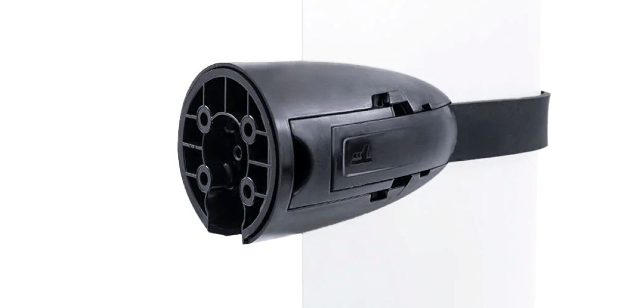 Closeup view of the setup of the Foil Drive Mini Pod universal mount system