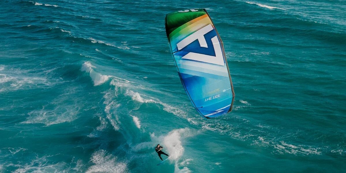 Strapless riding on the Harlem Flow