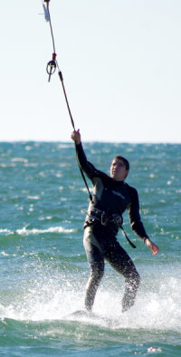 A kiteboarding bypass leash in action