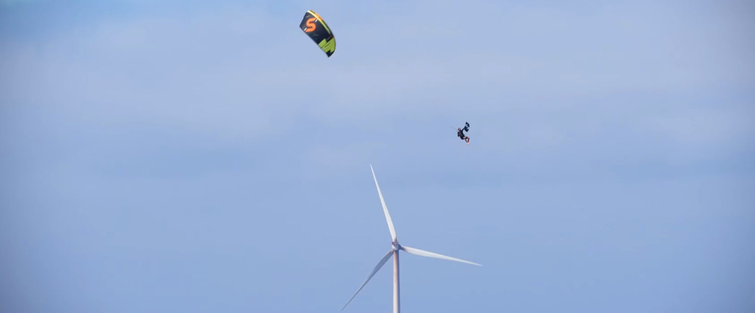 Yes, you can get high with the Slingshot Code NXT V2. A kiteboarder jumps extremely high with the Code NXT V2.