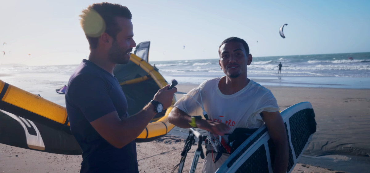 Itamar is an upcoming big air rider. Rubens interviews local rider Itamar.