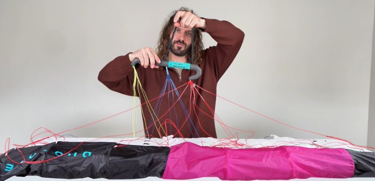 Tucker showing the candy cane-style bar design on the Stash V2