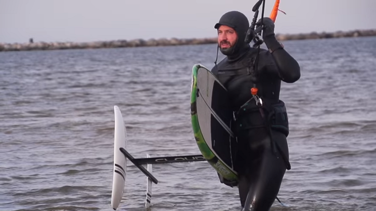 Tucker Vantol - Naish Hover 112 + Thrust Surf L Full Review