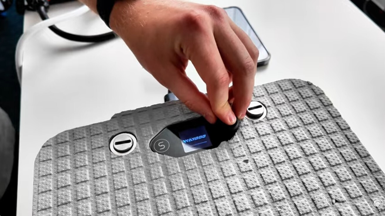 Switching the Waydoo battery into the "invertible" mode