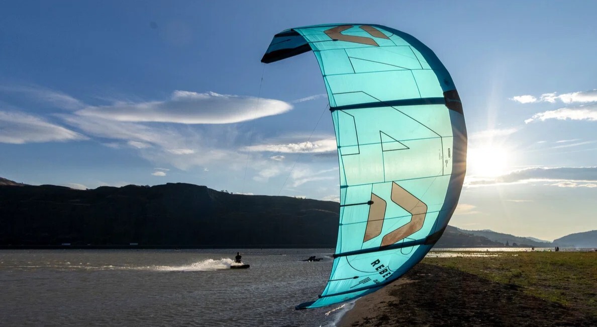 Riding on the 2026 Duotone D/Lab Kite