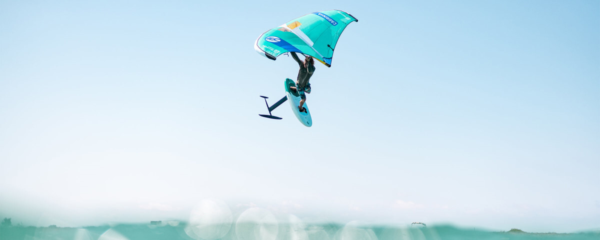 Bring your flat water tricks into the wave. Jumping with a wing foil.